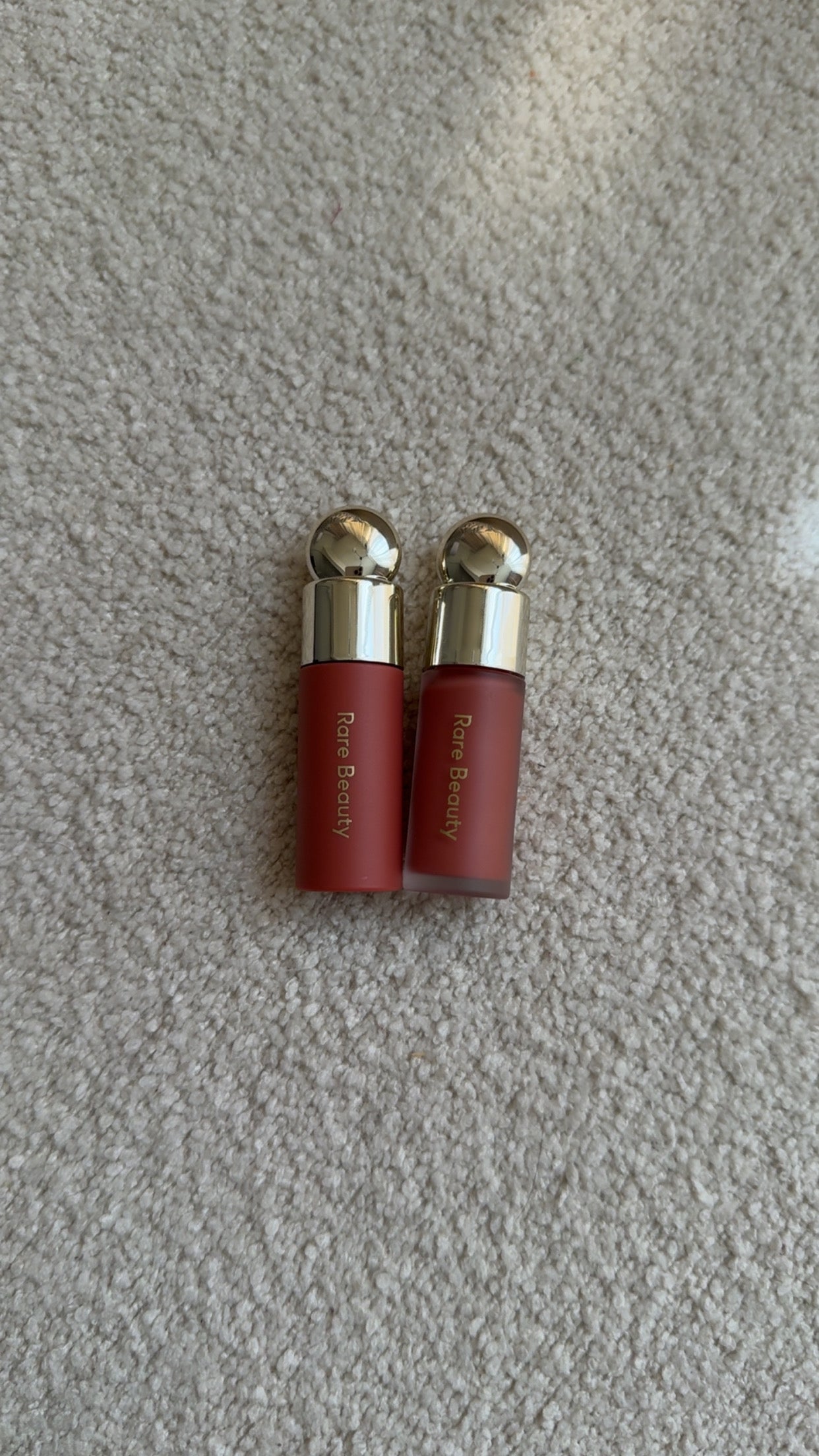 RARE BEAUTY
Mini Soft Pinch Liquid Blush