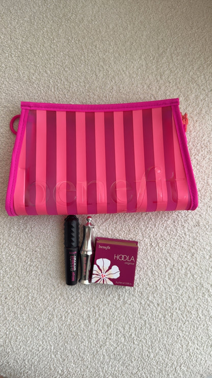 BENEFIT COSMETICS
Summer Essentials Gift Set